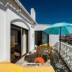 شقة #029 Oura Village Pool & Nightlife البوفيرا