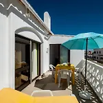 #029 Oura Village Pool & Nightlife Albufeira