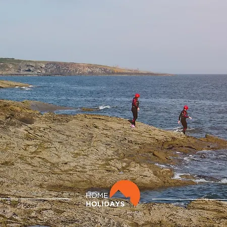 #029 Oura Village By Holidays Apartman *