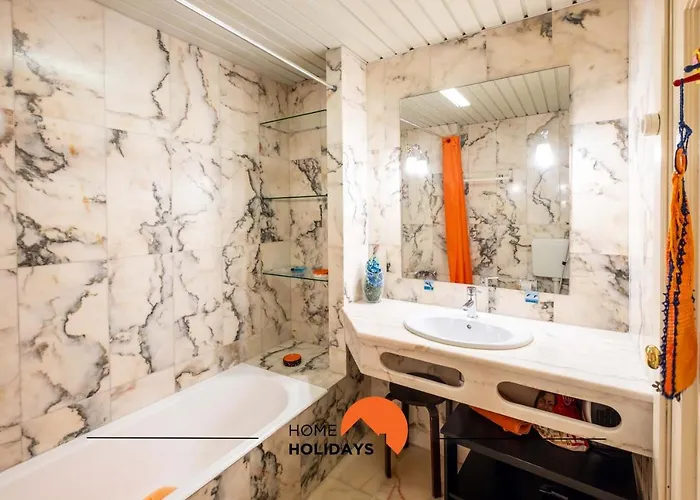 #029 Oura Village By Holidays דירה *