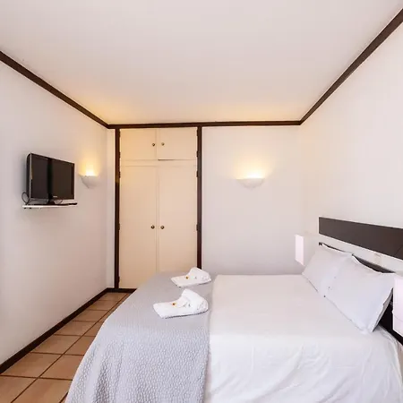 #029 Oura Village By Holidays